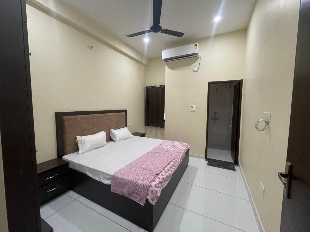 Bld Restaurant And Home Stay Dehradun Eksteriør bilde
