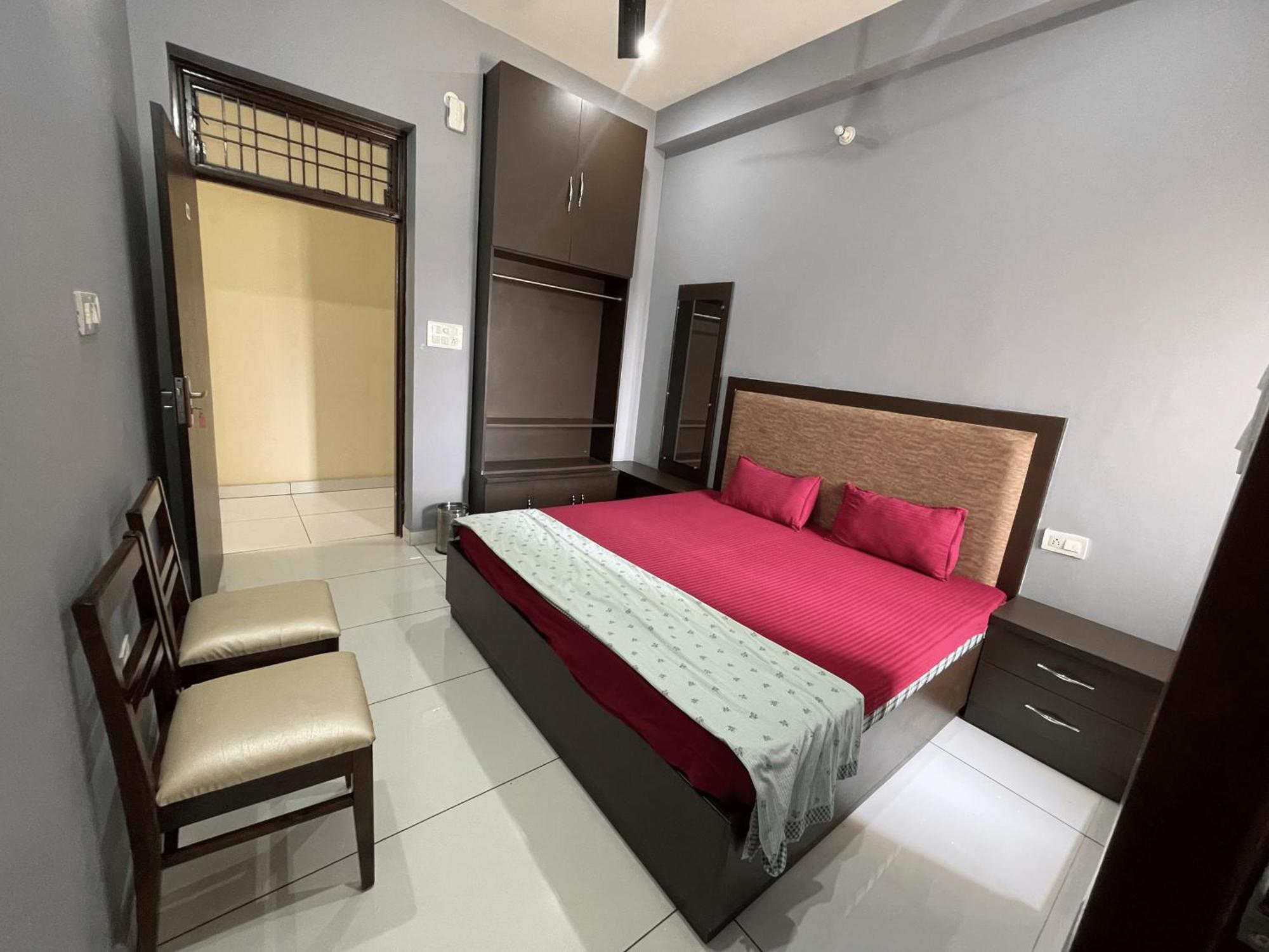 Bld Restaurant And Home Stay Dehradun Eksteriør bilde