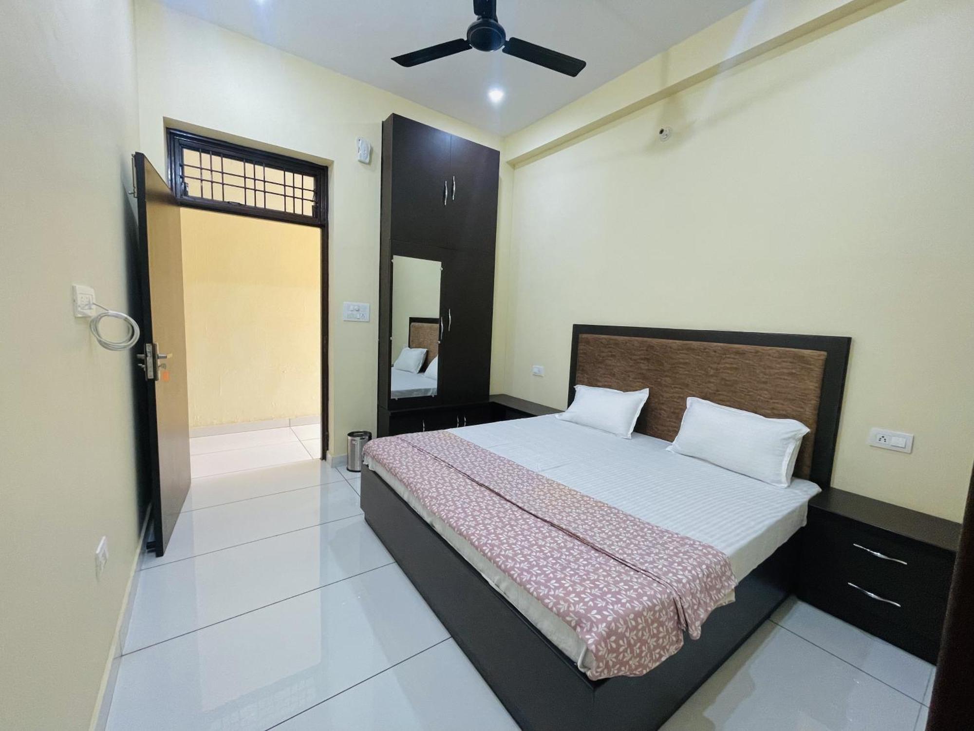 Bld Restaurant And Home Stay Dehradun Eksteriør bilde
